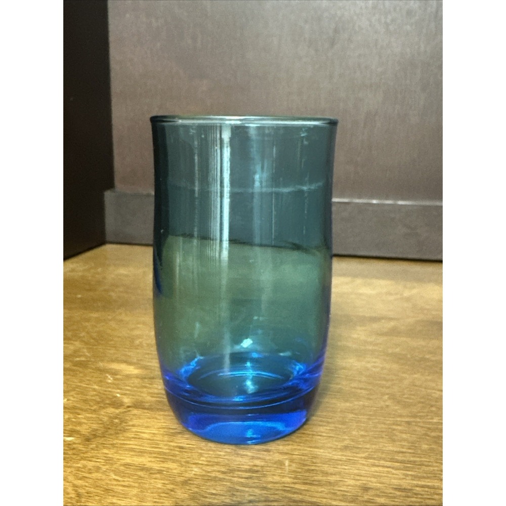 Anchor Hocking Juice Glass Flair Blue 6 oz Vintage 3.75"